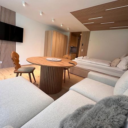 Studio Mit Indoor Pool Und Garten Санкт-Мартин-бай-Лофер Экстерьер фото