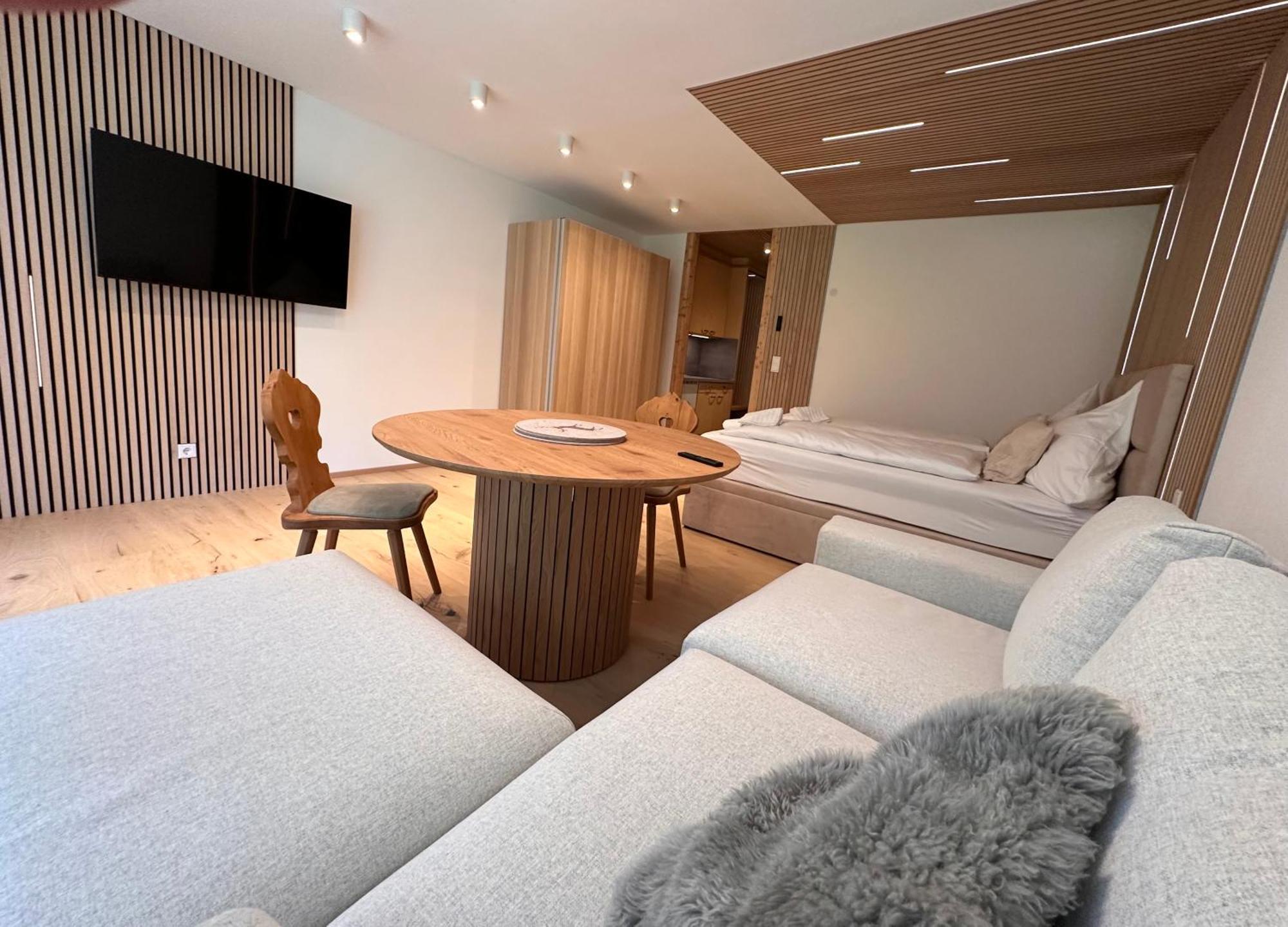 Studio Mit Indoor Pool Und Garten Санкт-Мартин-бай-Лофер Экстерьер фото