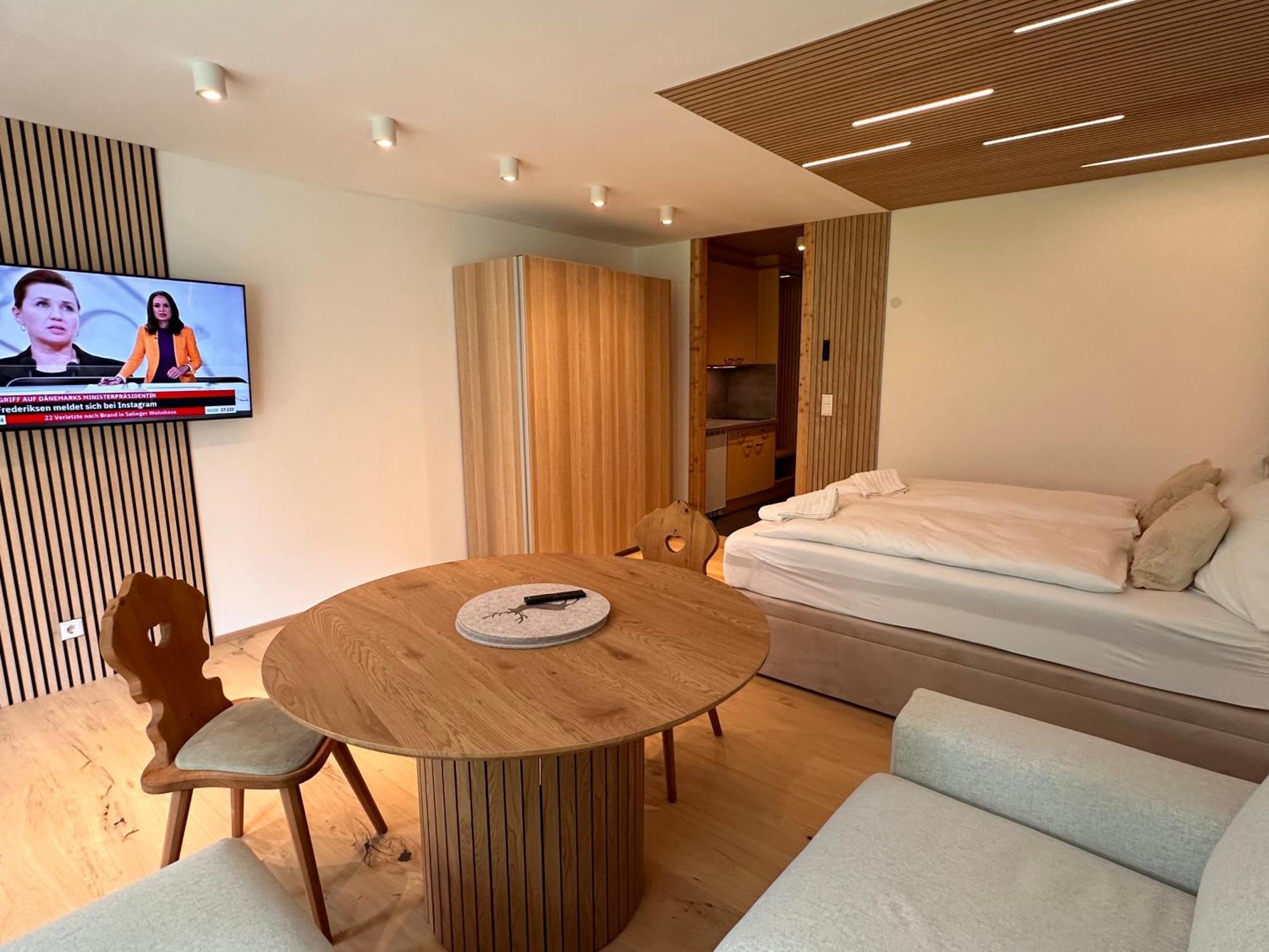 Studio Mit Indoor Pool Und Garten Санкт-Мартин-бай-Лофер Экстерьер фото