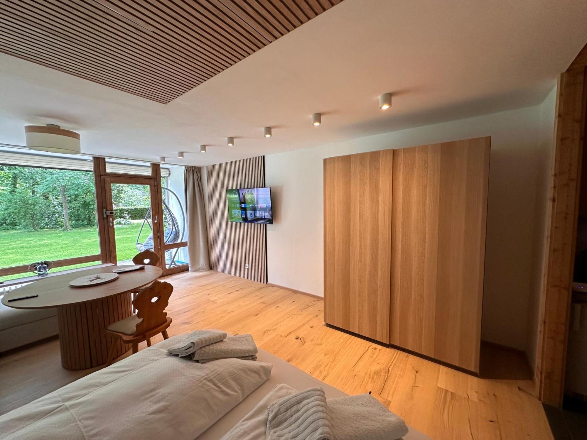 Studio Mit Indoor Pool Und Garten Санкт-Мартин-бай-Лофер Экстерьер фото